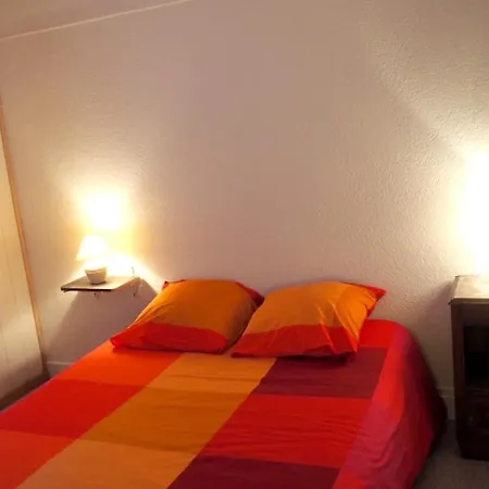 Apartman Appartement De 2 Chambres A La Bourboule Avec Magnifique Vue Sur La Montagne Jardin Clos Et Wifi A 12 Km Des Pistes