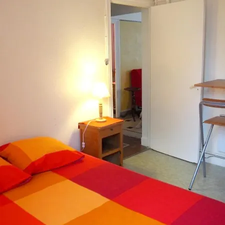 Appartement De 2 Chambres A La Bourboule Avec Magnifique Vue Sur La Montagne Jardin Clos Et Wifi A 12 Km Des Pistes *
